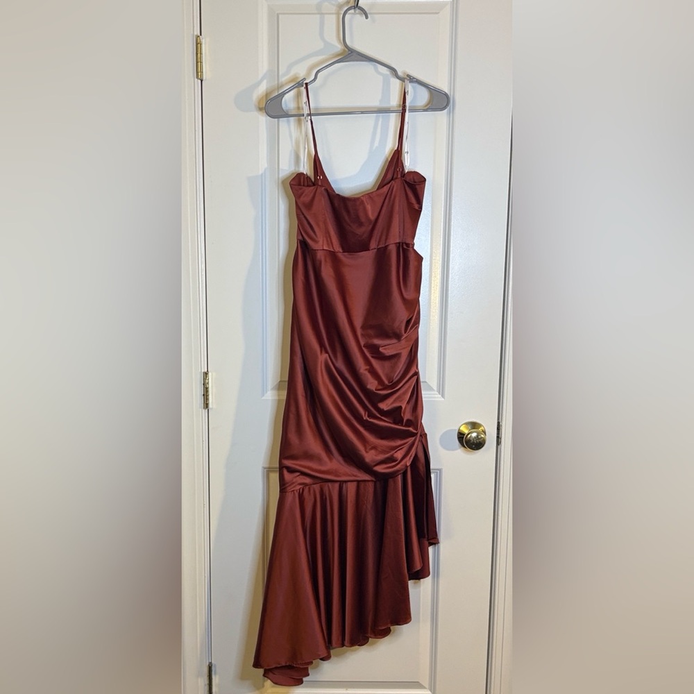 Cinnamon Asymmetric Satin Dress with Spaghetti Straps - Size 18 - David's Bridal - Picture 6 of 8